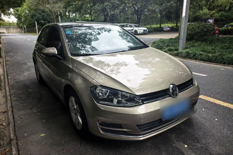 Used Volkswagen Golf 2015 1.6L Automatic Comfort Model Exterior 2