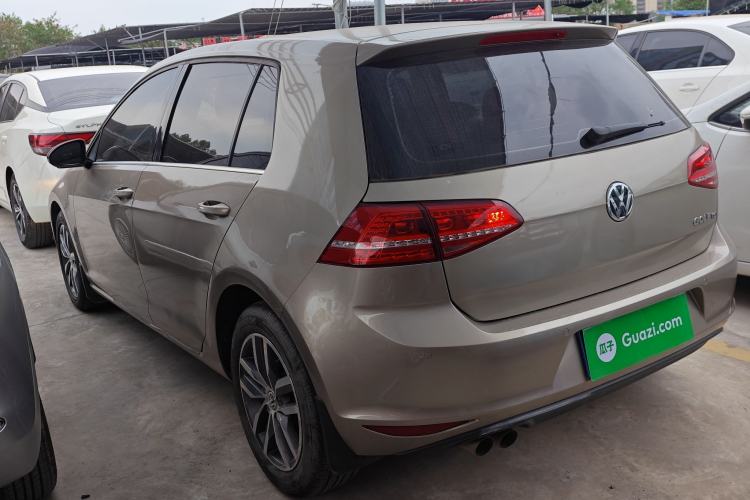 Used Volkswagen Golf 2015 1.4TSI Automatic Luxury Model Exterior 2