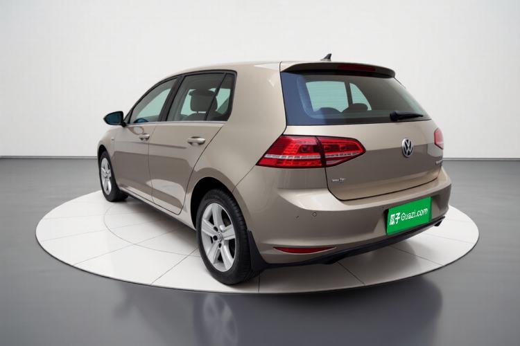 Used Volkswagen Golf 2015 1.4TSI Automatic Comfort Model Exterior 3