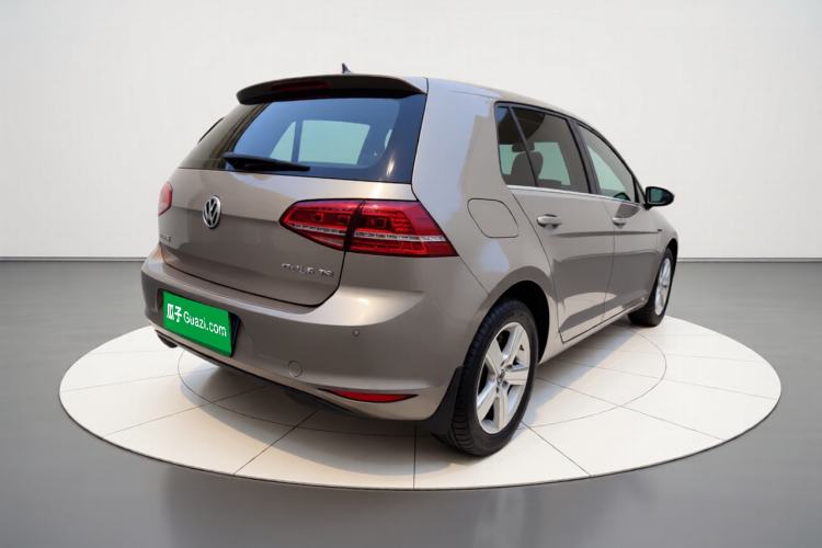 Used Volkswagen Golf 2015 1.4TSI Automatic Comfort Model Exterior 5