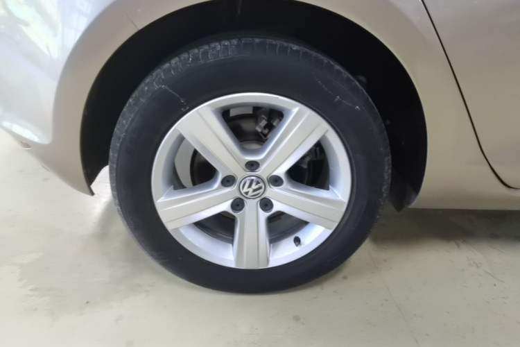 Used Volkswagen Golf 2015 1.4TSI Automatic Comfort Model Exterior 5