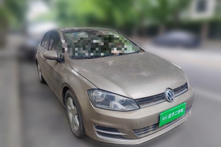 Used Volkswagen Golf 2015 1.4TSI Automatic Luxury Model Front Right 45 Deg