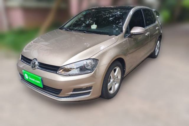 Ojetý Volkswagen Golf 2015 1.6L Automatic Comfort Model