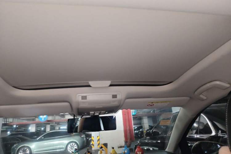 Used Volkswagen Golf 2015 1.4TSI Automatic Luxury Model Headliner