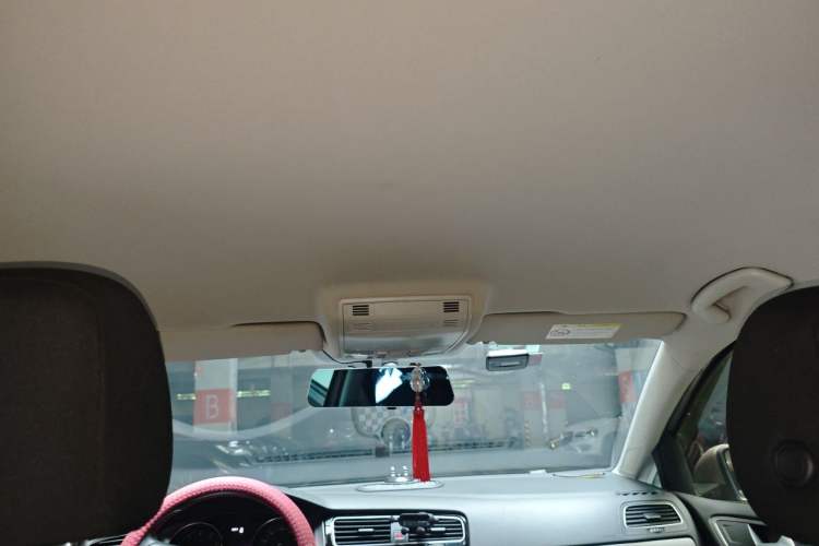 Used Volkswagen Golf 2015 1.6L Automatic Fashion Model Headliner