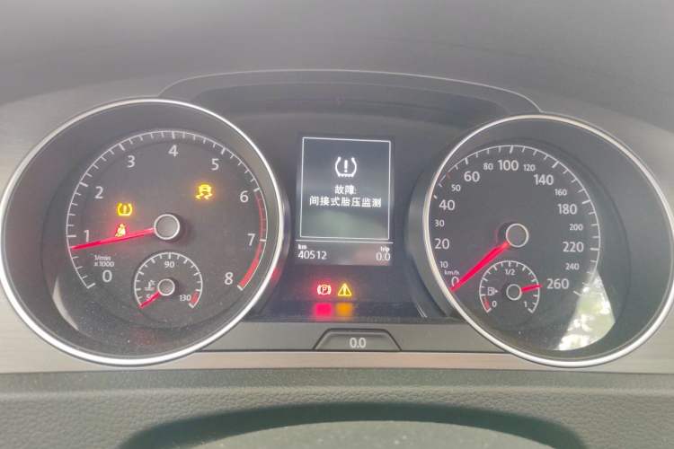 Used Volkswagen Golf 2015 1.4TSI Automatic Luxury Model Instrument Cluster