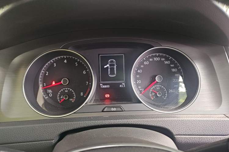 Used Volkswagen Golf 2015 1.6L Automatic Comfort Model Instrument Cluster