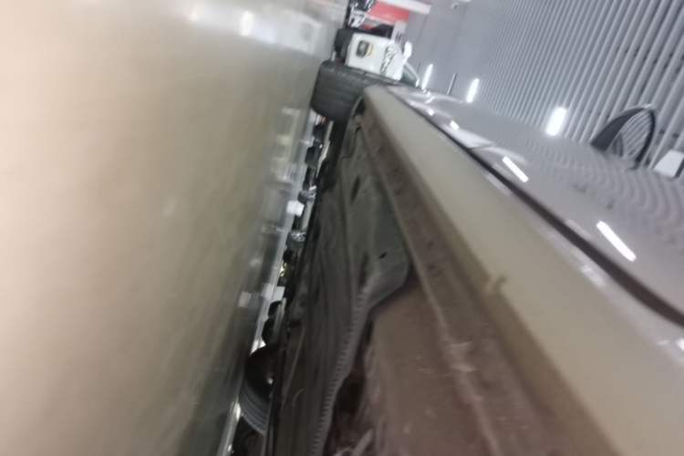 Used Volkswagen Golf 2015 1.4TSI Automatic Comfort Model Left Side Sill