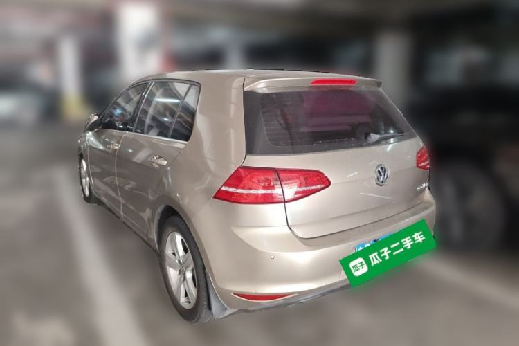 Used Volkswagen Golf 2015 1.4TSI Automatic Luxury Model Rear Left 45 Deg