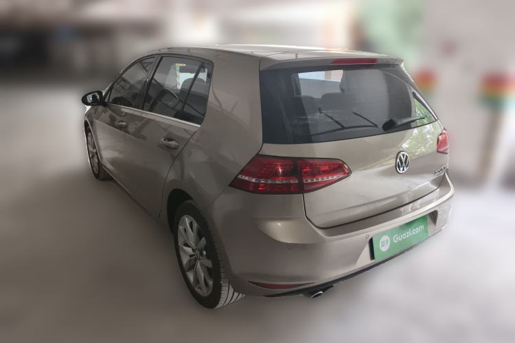Used Volkswagen Golf 2015 1.4TSI Automatic Flagship Model Rear Left 45 Deg