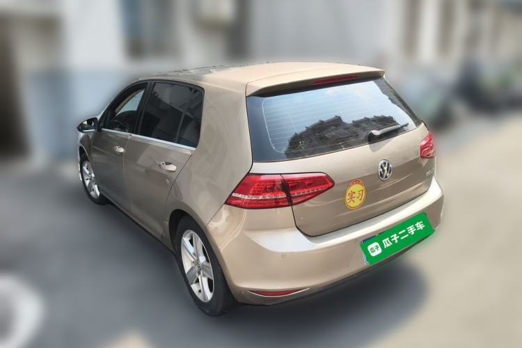 Used Volkswagen Golf 2015 1.6L Automatic Comfort Model Rear Left 45 Deg
