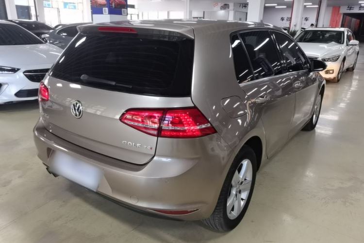 Used Volkswagen Golf 2015 1.4TSI Automatic Comfort Model Rear Right 45 Deg