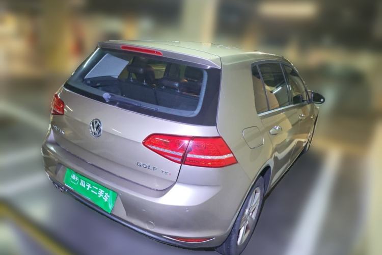 Used Volkswagen Golf 2015 1.4TSI Automatic Comfort Model Rear Right 45 Deg