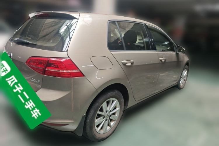 Used Volkswagen Golf 2015 1.6L Automatic Fashion Model Rear Right 45 Deg