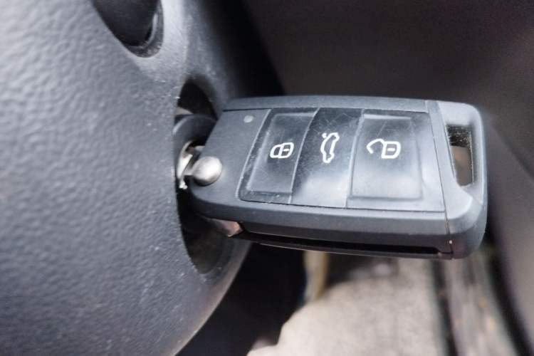 Used Volkswagen Golf 2015 1.6L Automatic Comfort Model Vehicle Key