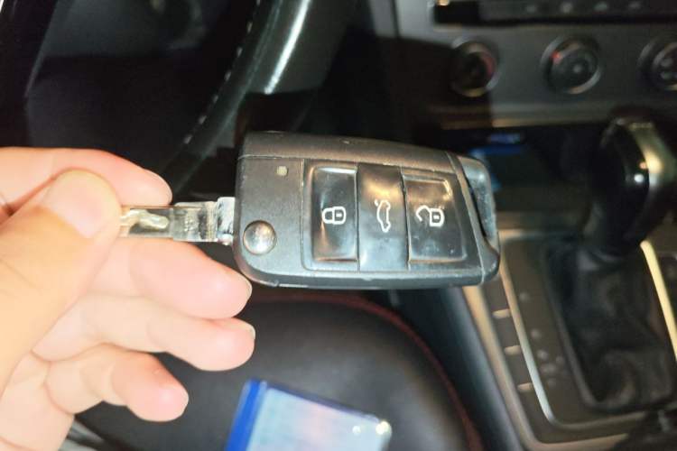 Used Volkswagen Golf 2015 1.4TSI Automatic Comfort Model Vehicle Key