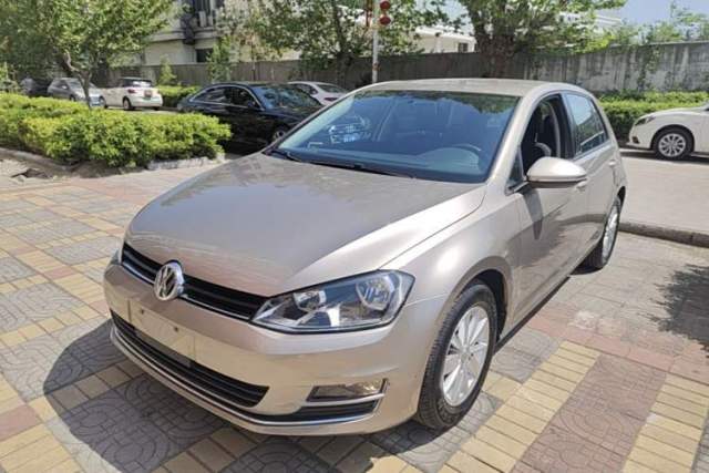 Used Volkswagen Golf 2015 1.6L Automatic Fashion Model