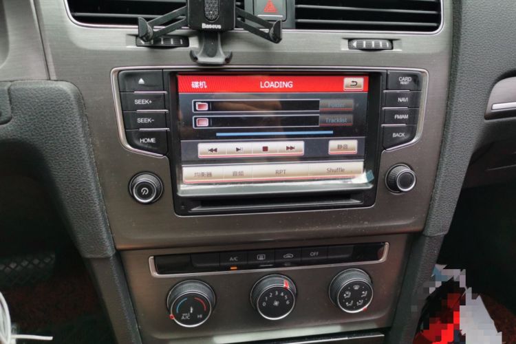 Used Volkswagen Golf 2015 1.4TSI Automatic Comfort Model Audio And AC Panel