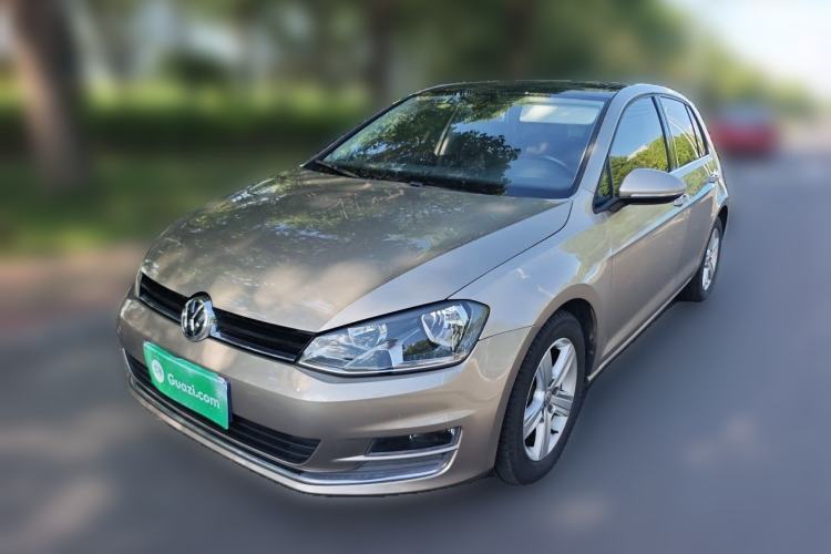 Used Volkswagen Golf 2015 1.4TSI Automatic Luxury Model Guazi used car, China used car export, Used car for sale, Used  cars, Cheapest cars for sale