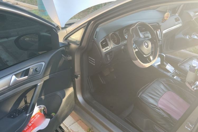 Used Volkswagen Golf 2015 1.6L Automatic Comfort Model Driver Seat