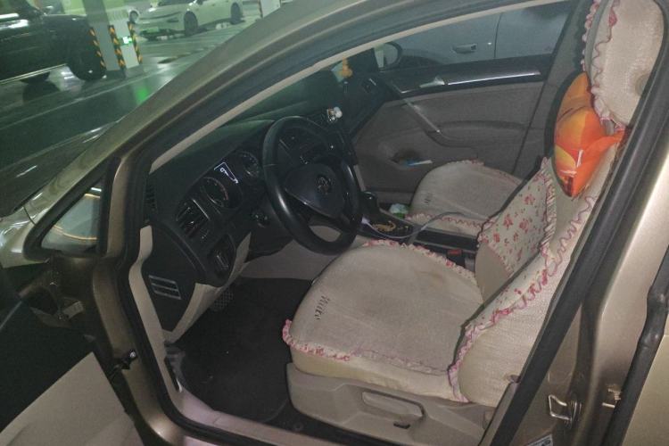 Used Volkswagen Golf 2015 1.4TSI Automatic Comfort Model Driver Seat