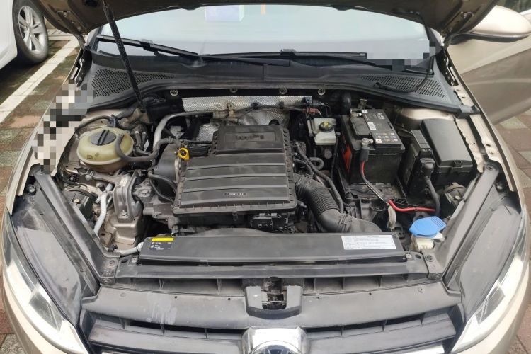 Used Volkswagen Golf 2015 1.6L Automatic Comfort Model Engine Bay