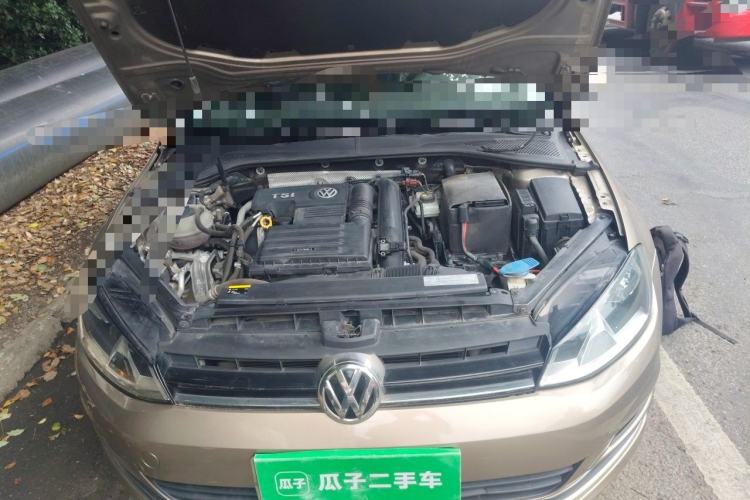 Used Volkswagen Golf 2015 1.4TSI Automatic Luxury Model Engine Bay