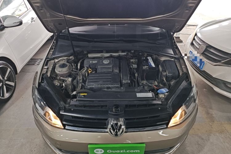 Used Volkswagen Golf 2015 1.4TSI Automatic Comfort Model Engine Bay