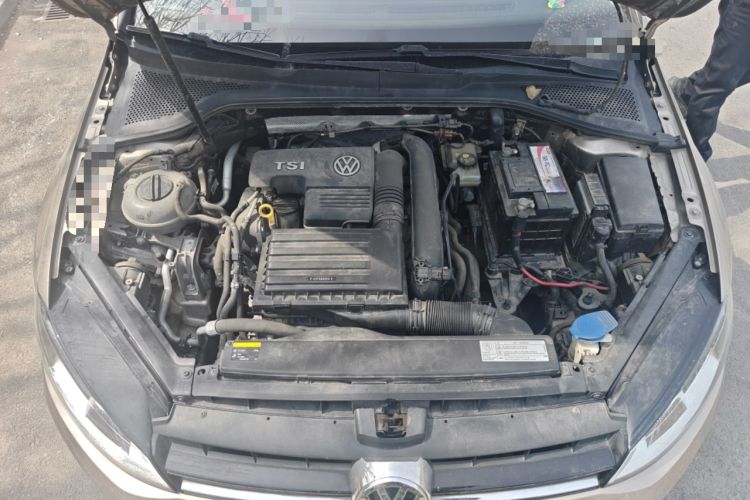 Used Volkswagen Golf 2015 1.4TSI Automatic Comfort Model Engine Bay
