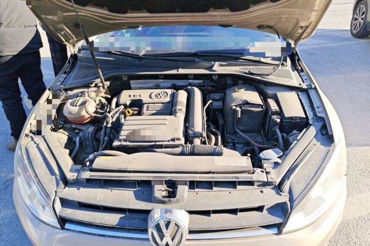 Used Volkswagen Golf 2015 1.4TSI Automatic Comfort Model Engine Bay