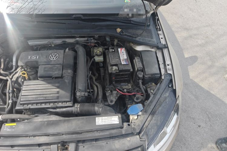 Used Volkswagen Golf 2015 1.4TSI Automatic Comfort Model Engine Bay Left