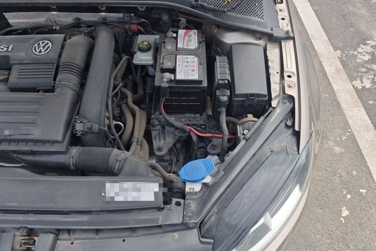 Used Volkswagen Golf 2015 1.4TSI Automatic Comfort Model Engine Bay Left