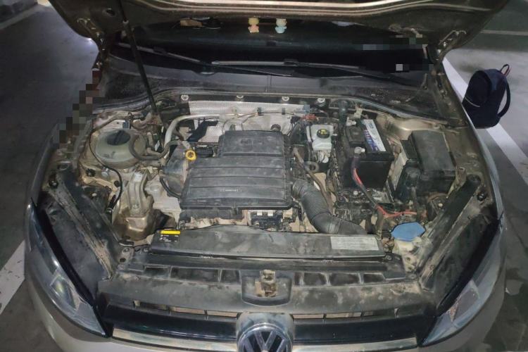 Used Volkswagen Golf 2015 1.6L Automatic Comfort Model Engine Bay