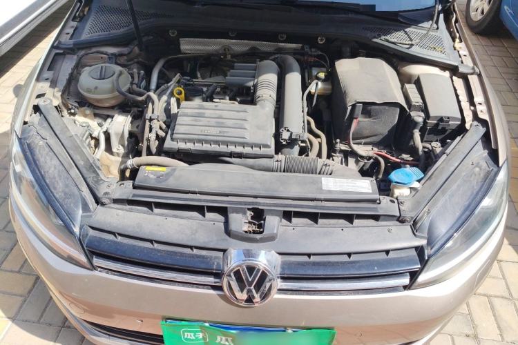 Used Volkswagen Golf 2015 1.4TSI Automatic Flagship Model Engine Bay