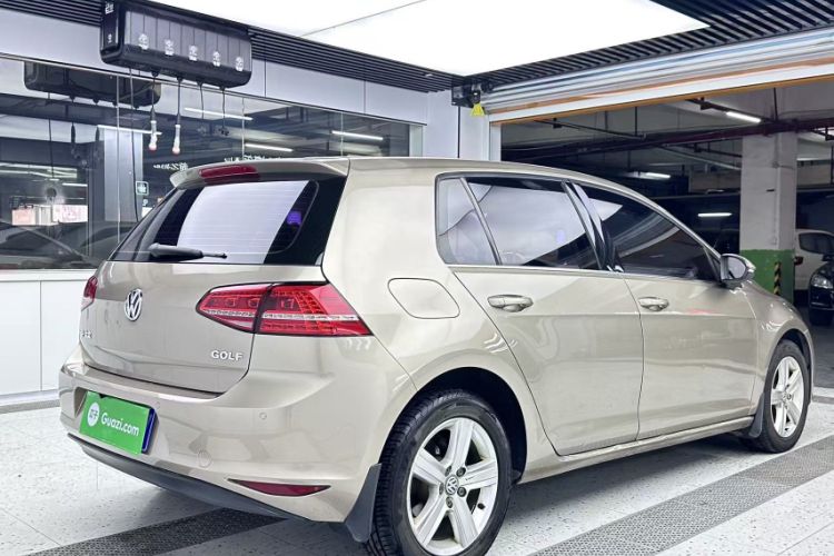 Used Volkswagen Golf 2015 1.6L Automatic Comfort Model Exterior 1