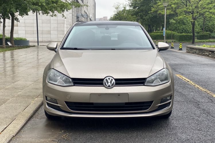 Used Volkswagen Golf 2015 1.4TSI Automatic Luxury Model Exterior 1