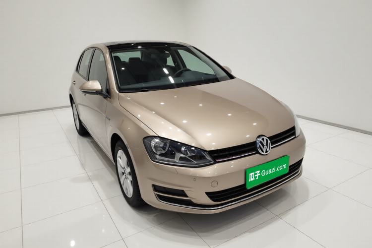 Used Volkswagen Golf 2015 1.4TSI Automatic Luxury Model Exterior 1