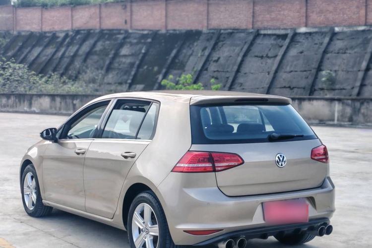 Used Volkswagen Golf 2015 1.4TSI Automatic Comfort Model Exterior 4