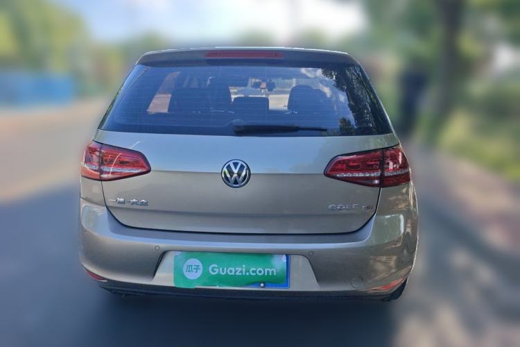 Used Volkswagen Golf 2015 1.4TSI Automatic Luxury Model Exterior 4