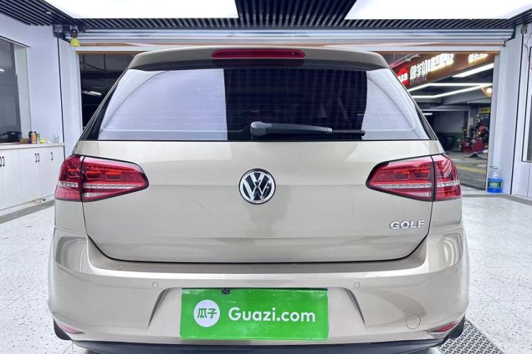 Used Volkswagen Golf 2015 1.6L Automatic Comfort Model Exterior 5