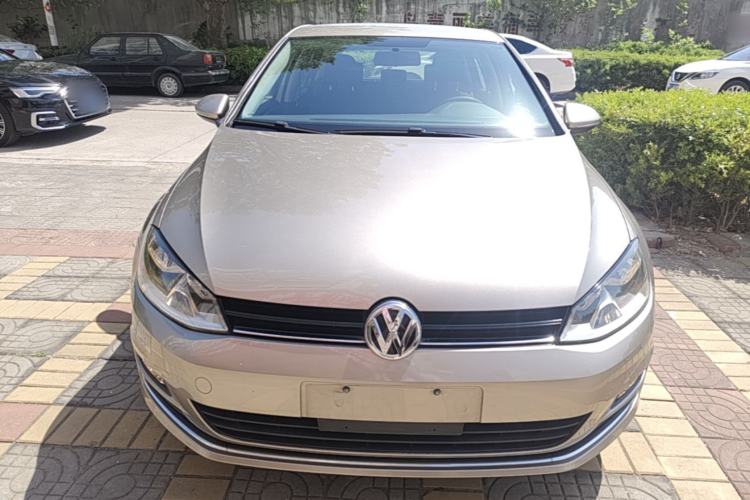 Used Volkswagen Golf 2015 1.6L Automatic Fashion Model Front