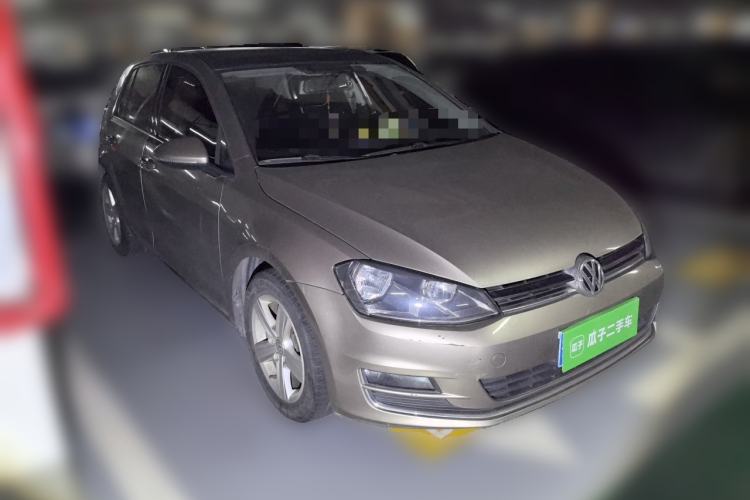 Used Volkswagen Golf 2015 1.4TSI Automatic Comfort Model Front Right 45 Deg