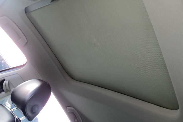 Used Volkswagen Golf 2015 1.4TSI Automatic Luxury Model Headliner