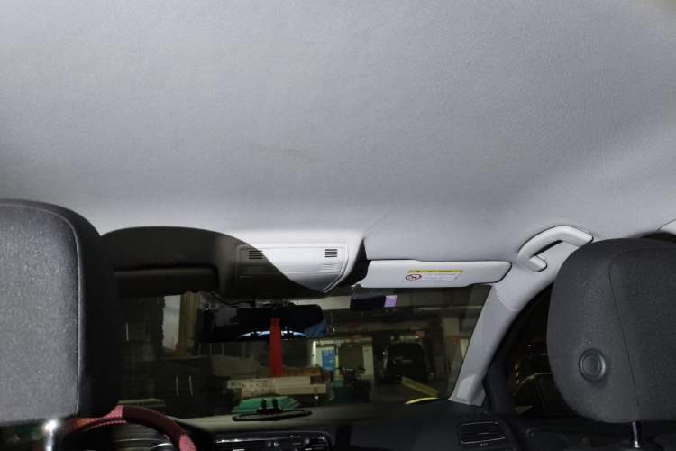 Used Volkswagen Golf 2015 1.6L Automatic Fashion Model Headliner