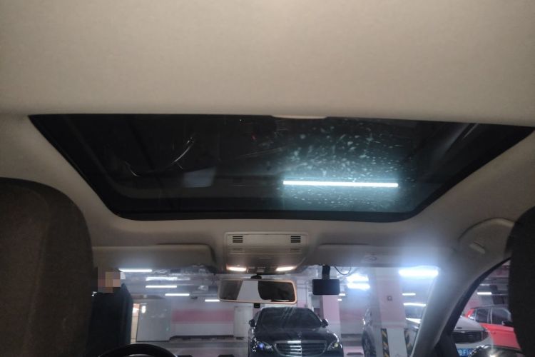 Used Volkswagen Golf 2015 1.4TSI Automatic Comfort Model Headliner
