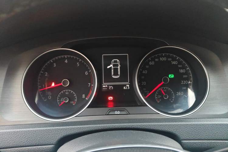Used Volkswagen Golf 2015 1.4TSI Automatic Comfort Model Instrument Cluster