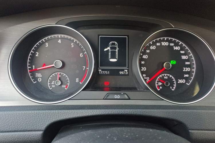 Used Volkswagen Golf 2015 1.6L Automatic Comfort Model Instrument Cluster