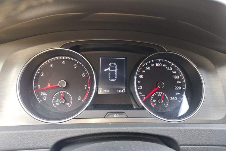 Used Volkswagen Golf 2015 1.4TSI Automatic Comfort Model Instrument Cluster