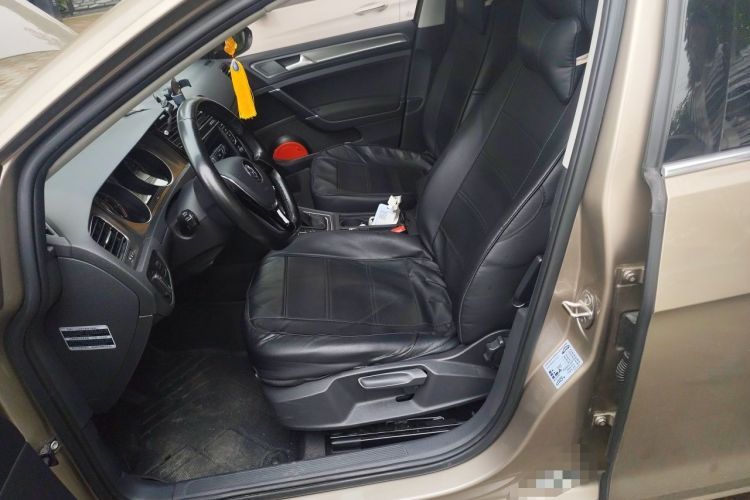 Used Volkswagen Golf 2015 1.6L Automatic Comfort Model Left Front Seat