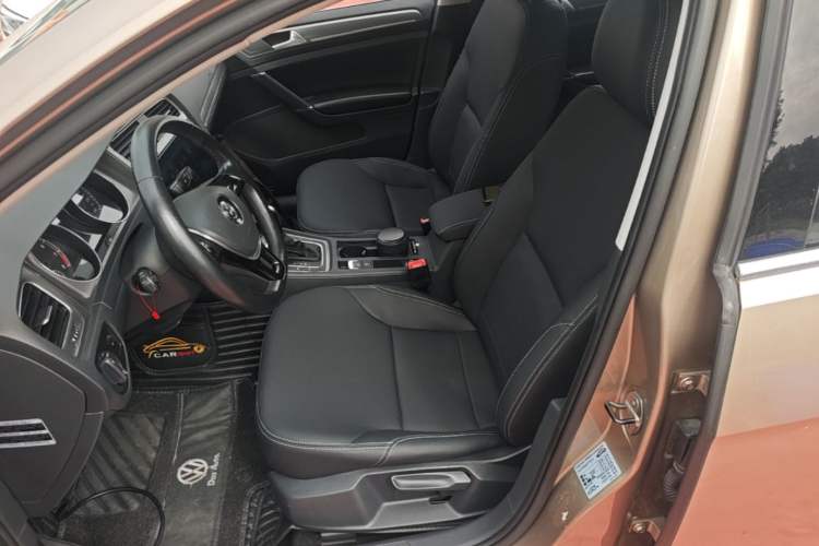 Used Volkswagen Golf 2015 1.4TSI Automatic Comfort Model Left Front Seat